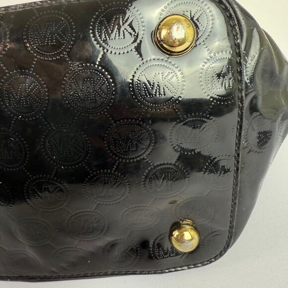 Michael Kors Jet Set Shoulder Tote Bag Black Patent Leather Logo Pattern AV-1302 - Picture 14 of 16